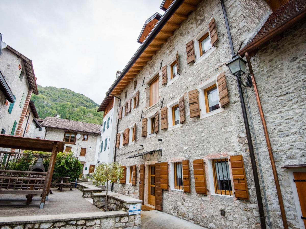 Apartment Albergo Diffuso - Cjasa Ustin-3 By Interhome Barcis Exteriör bild