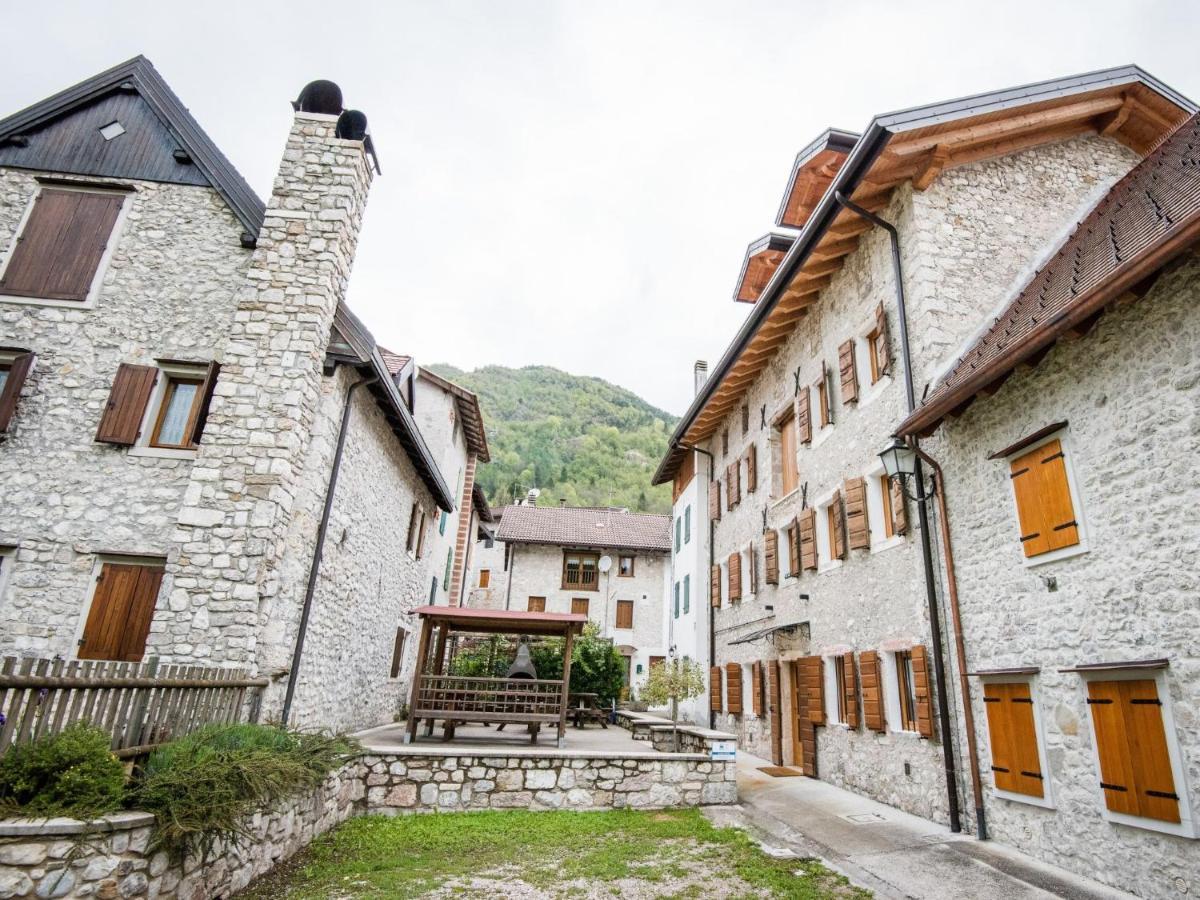 Apartment Albergo Diffuso - Cjasa Ustin-3 By Interhome Barcis Exteriör bild