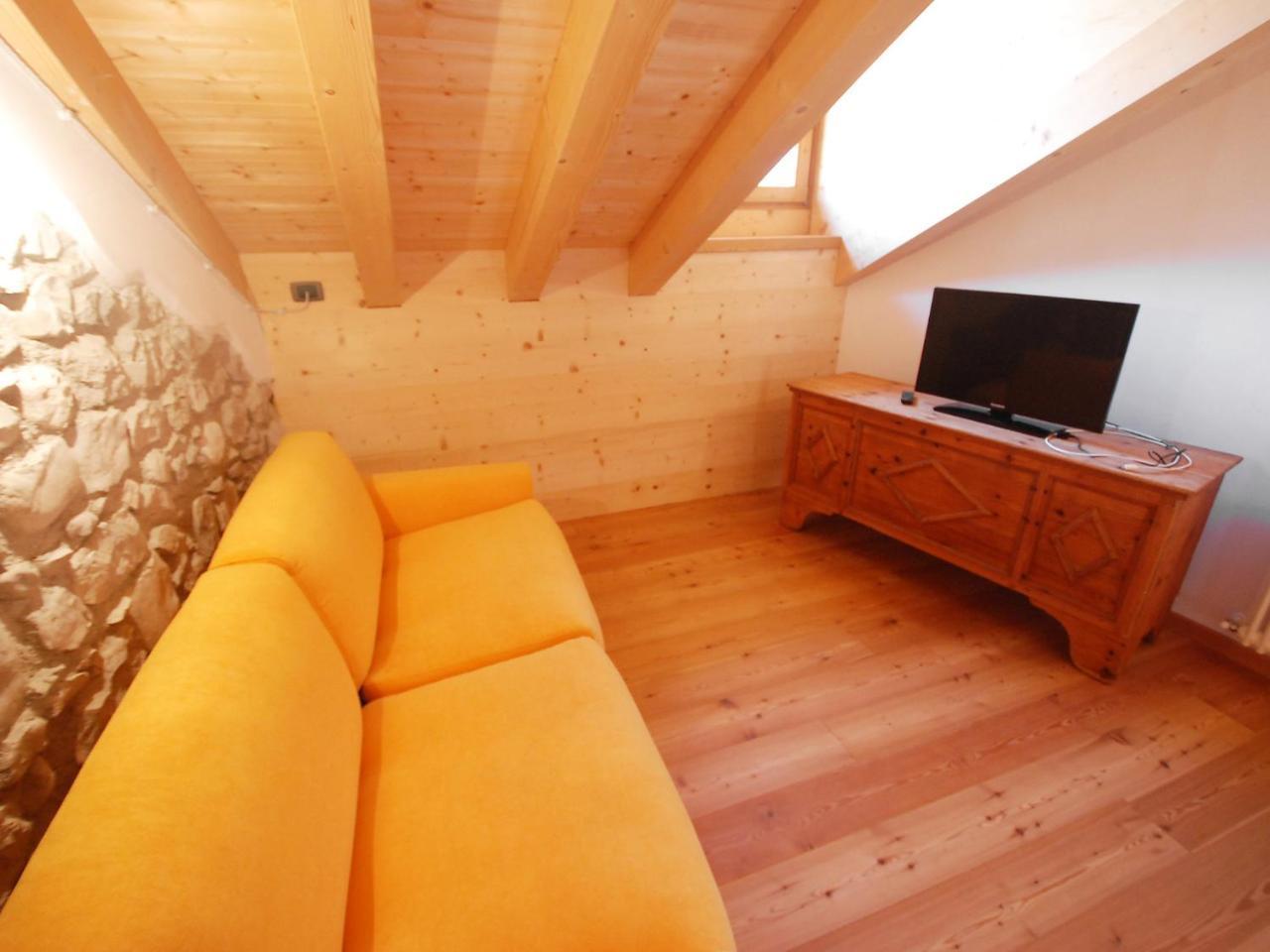 Apartment Albergo Diffuso - Cjasa Ustin-3 By Interhome Barcis Exteriör bild
